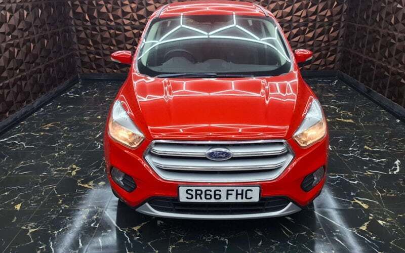 Used Ford Kuga Zetec 120 HP (88 kW) 2019 SUV