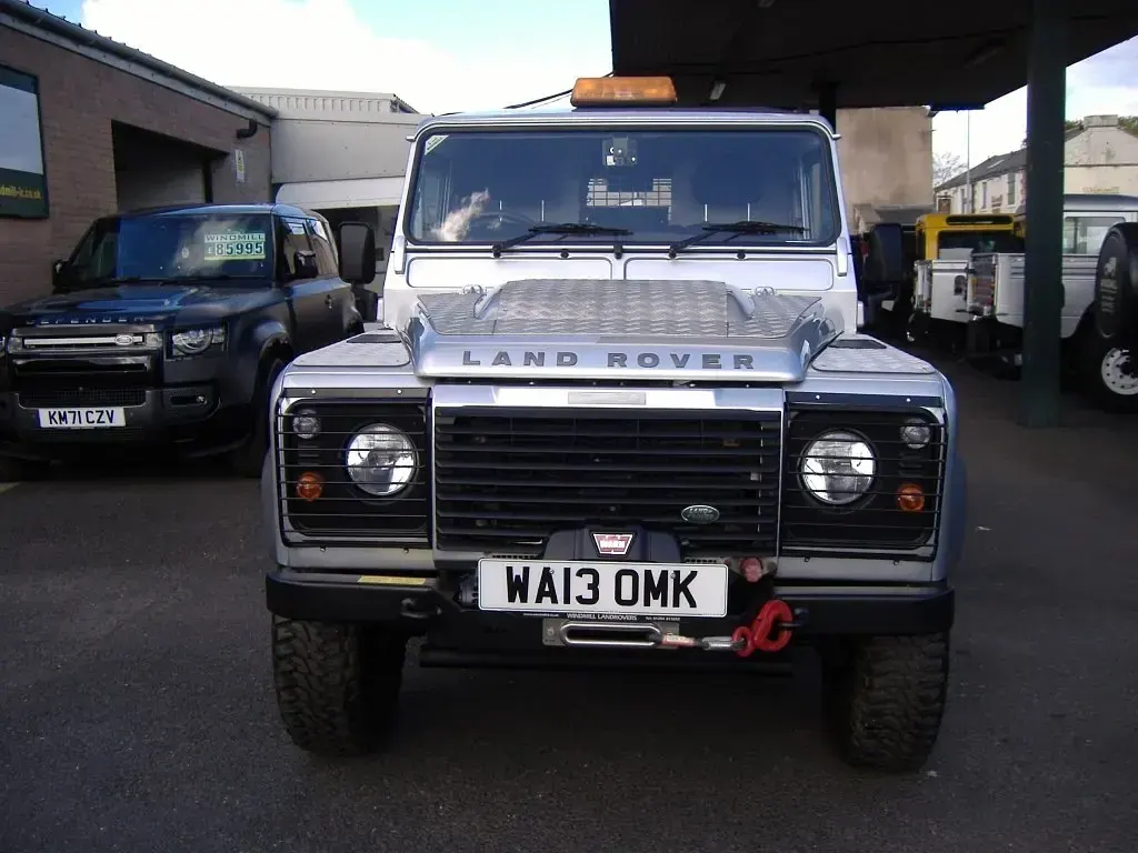 Usado Land Rover Defender 2013 Prateado SUV