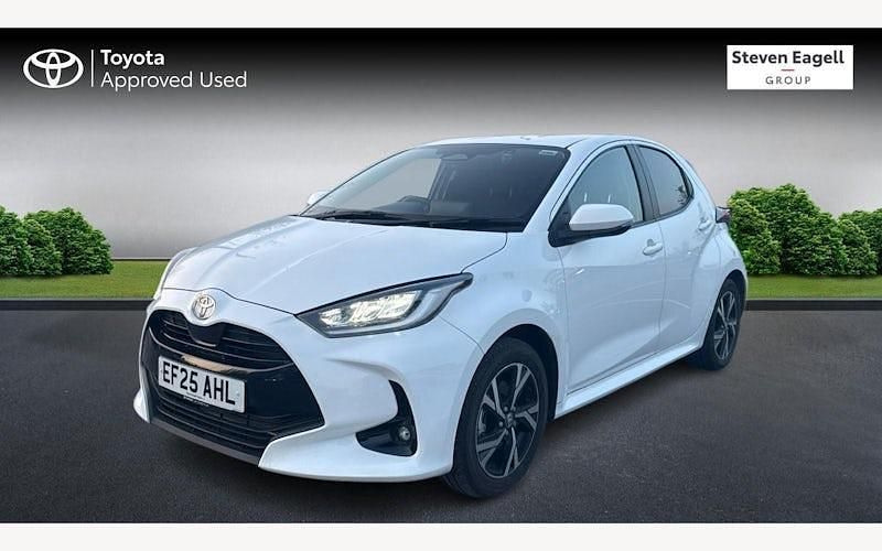 Used Toyota Yaris Hybrid Design 116 HP (85 kW) 2026 Hatchback