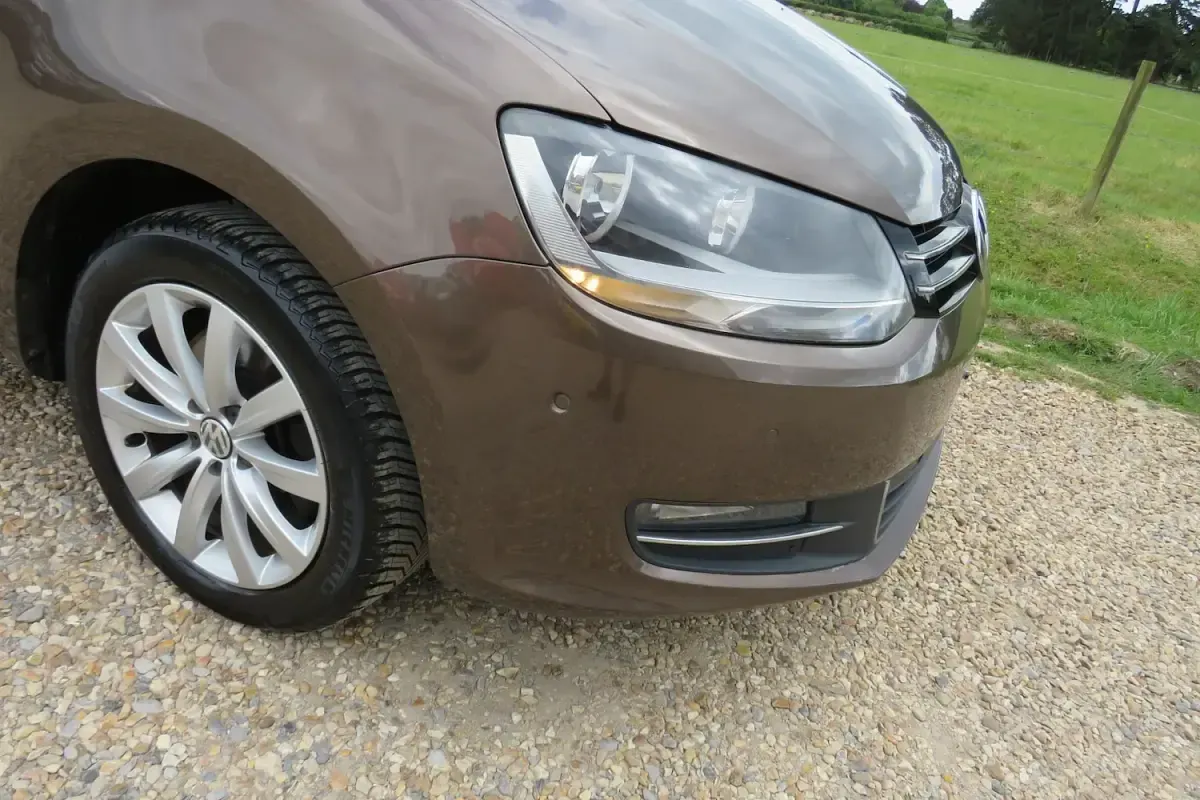 Used VW Sharan SEL 170 HP (125 kW) 2012 Brown MPV