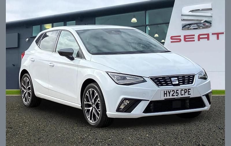 White Used 2025 Seat Ibiza XCELLENCE Hatchback | £19,260 (Fair price) - Image 1/4