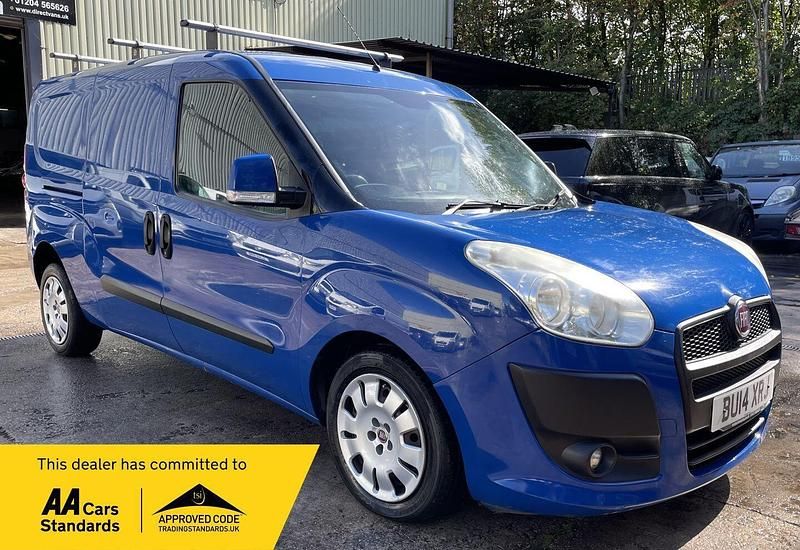 Used Fiat Doblò Comfort 2014 Blue MPV