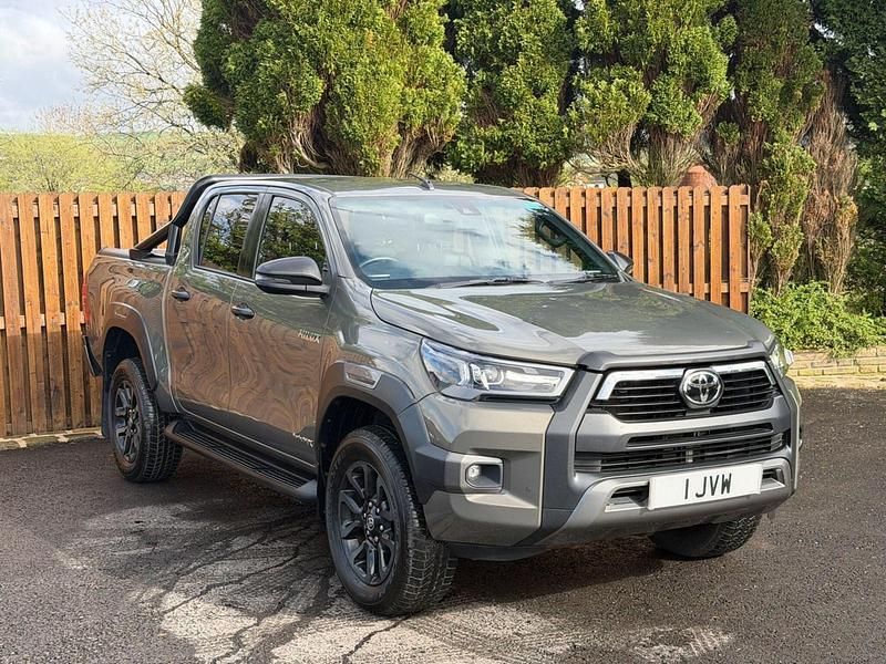 Used Toyota HiLux 2021 Bronze Pickup