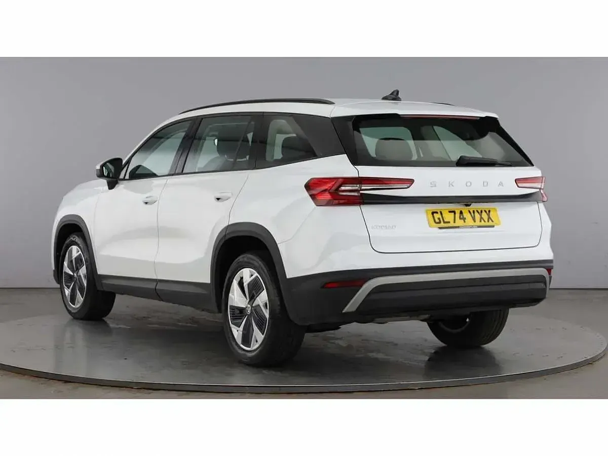 Used Skoda Kodiaq SE 150 HP (110 kW) 2024 Moon white metallic SUV