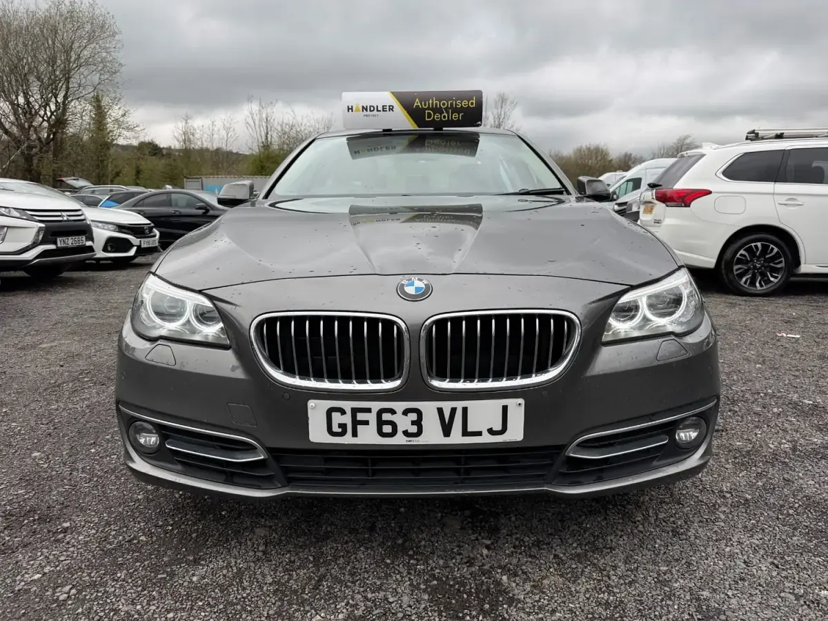 Usado BMW 525 Luxury Line 218 CV (160 kW) 2013 Gris Berlina