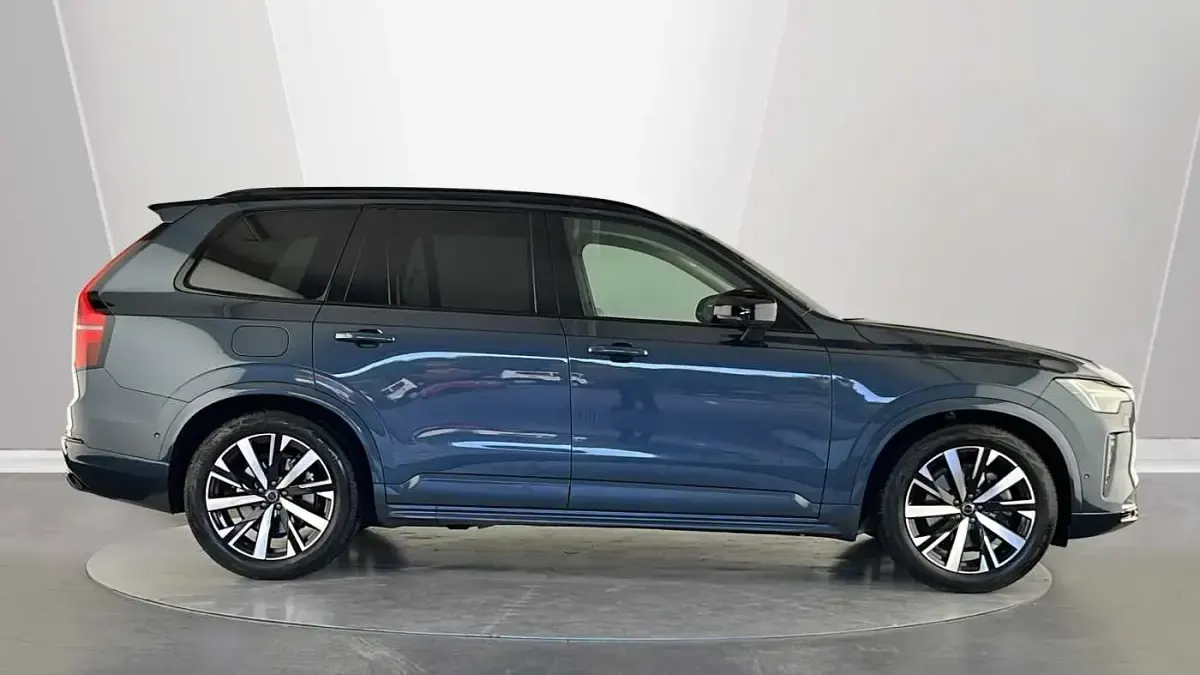 Used Volvo XC90 Plus 247 HP (181 kW) 2026 SUV