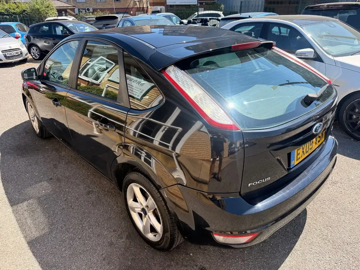 Used Ford Focus Zetec 2009 Panther black Hatchback