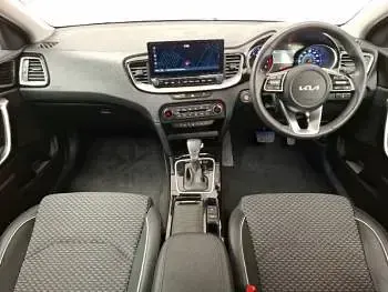 Used Kia Ceed 138 HP (101 kW) 2025 Red Hatchback