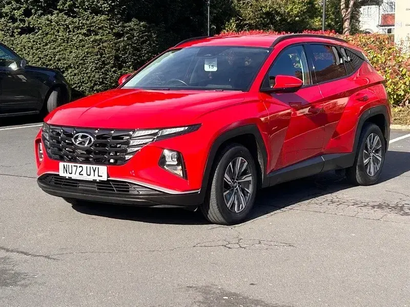 Used Hyundai Tucson SE 150 HP (110 kW) 2023 Red SUV