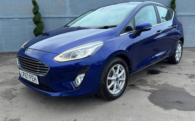Usado Ford Fiesta Zetec 101 HP (74 kW) 2019 Citadino