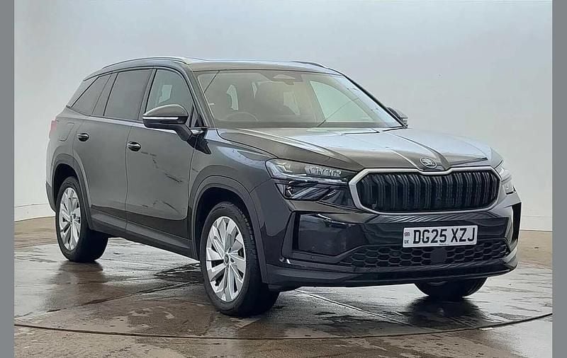 Black magic pearl effect Used 2025 Skoda Kodiaq SE L SUV | £36,795 (Expensive) - Image 1/4