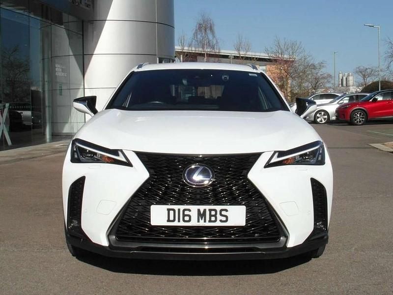 Used Lexus UX 250h Sport Line 180 HP (132 kW) 2020 White SUV