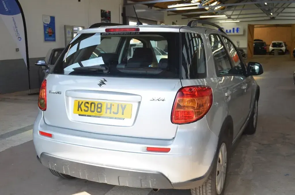 Used Suzuki SX4 GL 2008 Silver Hatchback