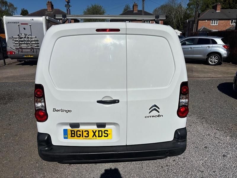 Usado Citroën Berlingo 75 HP (55 kW) 2013 Branco Monovolume