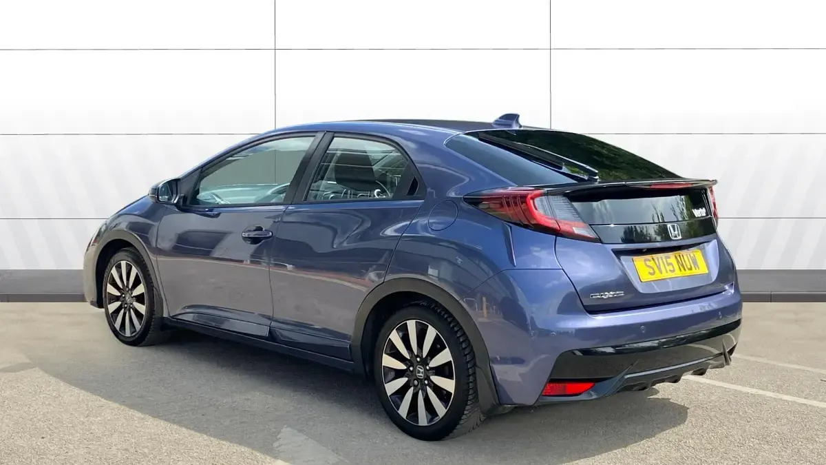 Used Honda Civic SE Plus 142 HP (104 kW) 2015 Blue Hatchback