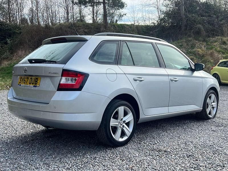 Used Skoda Fabia SE L 110 HP (80 kW) 2017 Silver Estate