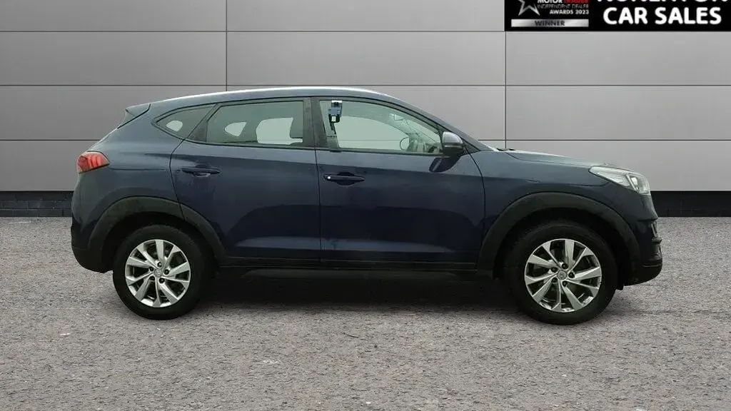 Used Hyundai Tucson SE 136 HP (100 kW) 2019 Blue SUV