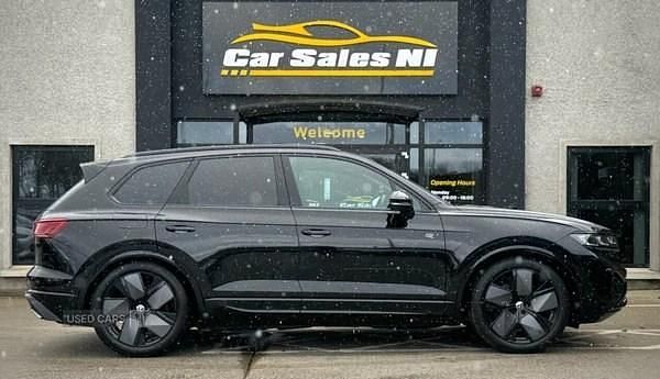 Used VW Touareg Black Edition 286 HP (210 kW) 2024 White SUV