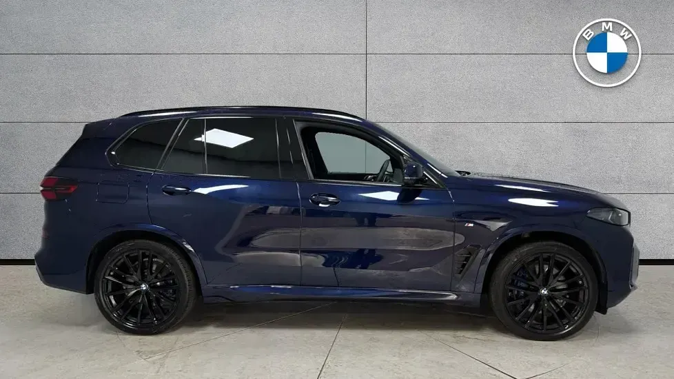 Used BMW X5 M Sport 482 HP (354 kW) 2025 Blue SUV
