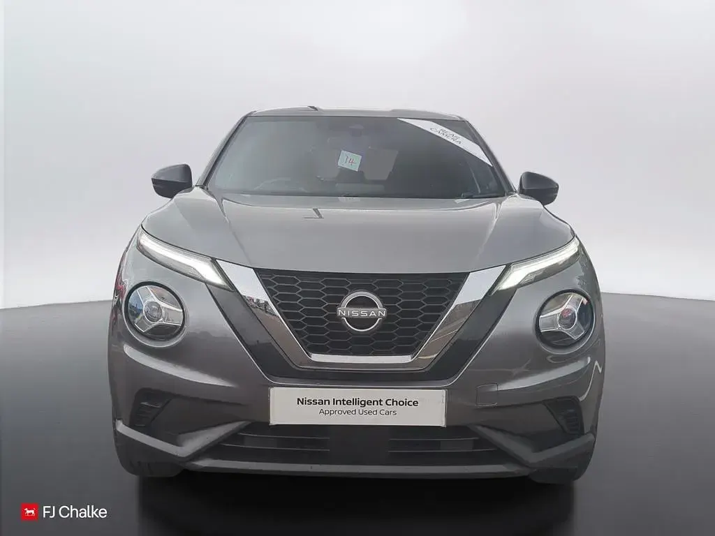 Used Nissan Juke N-Connecta 114 HP (83 kW) 2023 Grey SUV
