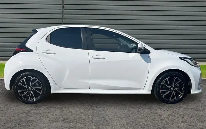 Used Toyota Yaris Design 116 HP (85 kW) 2026 Hatchback