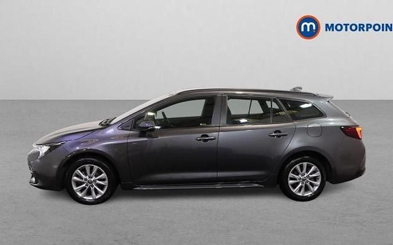 Used Toyota Corolla 140 HP (102 kW) 2026 Estate