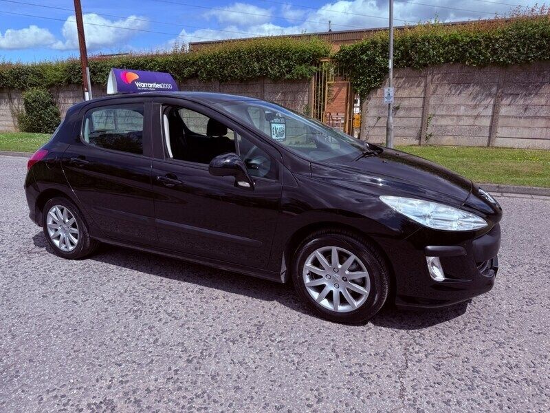 Black Used 2011 Peugeot 308 Hatchback | £1,499 (Good price) - Image 1/4