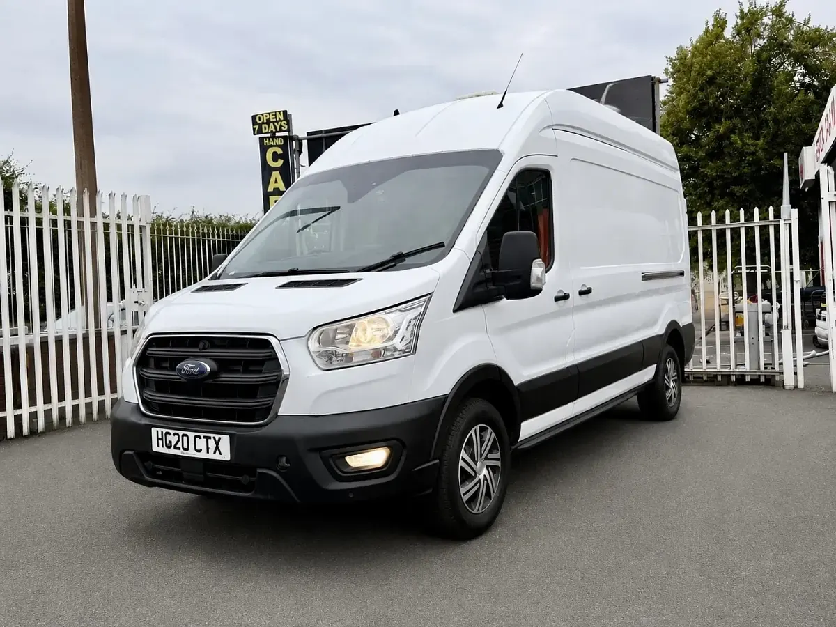 Used Ford Transit Trend 130 HP (95 kW) 2020 White Van