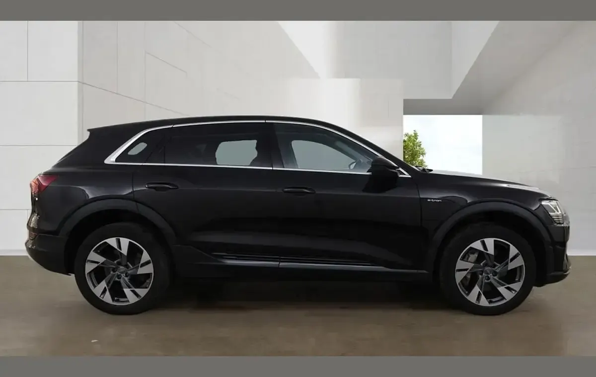 Used Audi e-tron Advanced 300 kW (408 HP) 2019 Black SUV