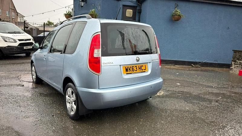 Used Skoda Roomster SE 105 HP (77 kW) 2013 Blue MPV