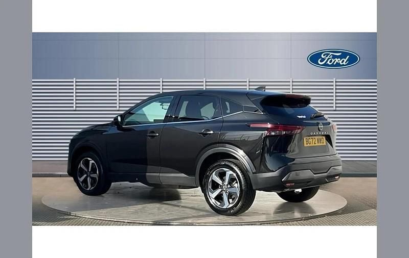 Used Nissan Qashqai N-Connecta 158 HP (116 kW) 2022 Black SUV