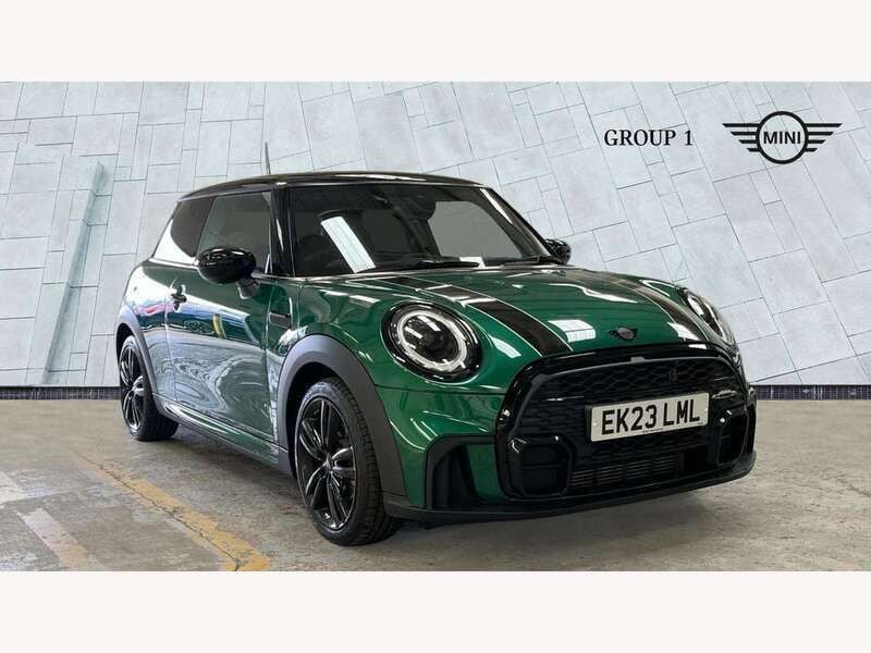 Green Used 2023 Mini Cooper Premium Hatchback | £22,495 (Fair price) - Image 1/4