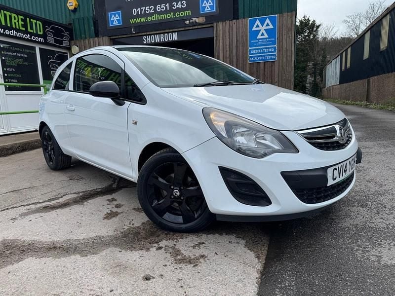 Used Vauxhall Corsa 2014 White Hatchback