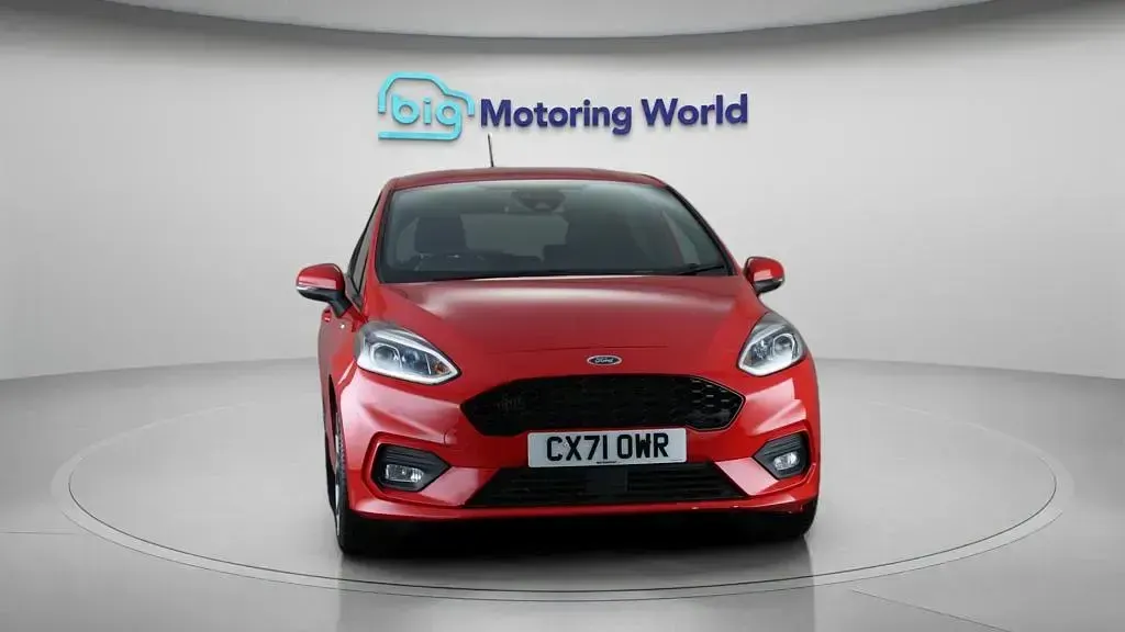 Used Ford Fiesta ST-Line 125 HP (91 kW) 2021 Red Hatchback