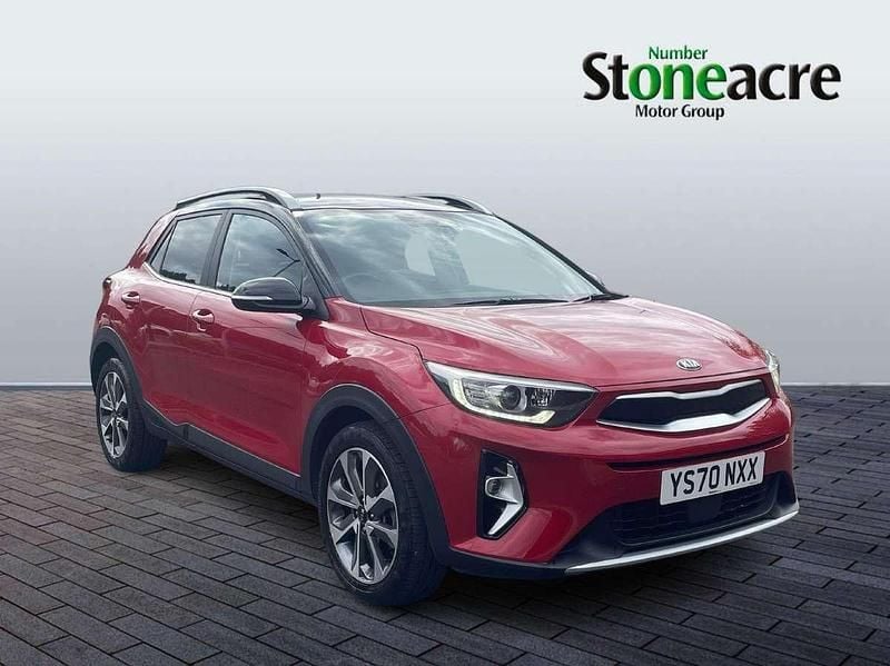 Red Used 2020 Kia Stonic SUV | £13,995 (Fair price) - Image 1/4