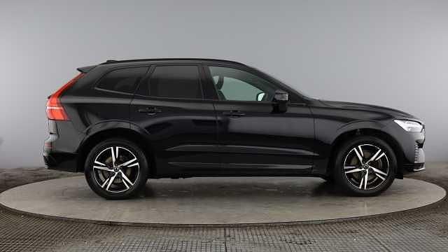 Used Volvo XC60 R-Design 247 HP (181 kW) 2022 SUV