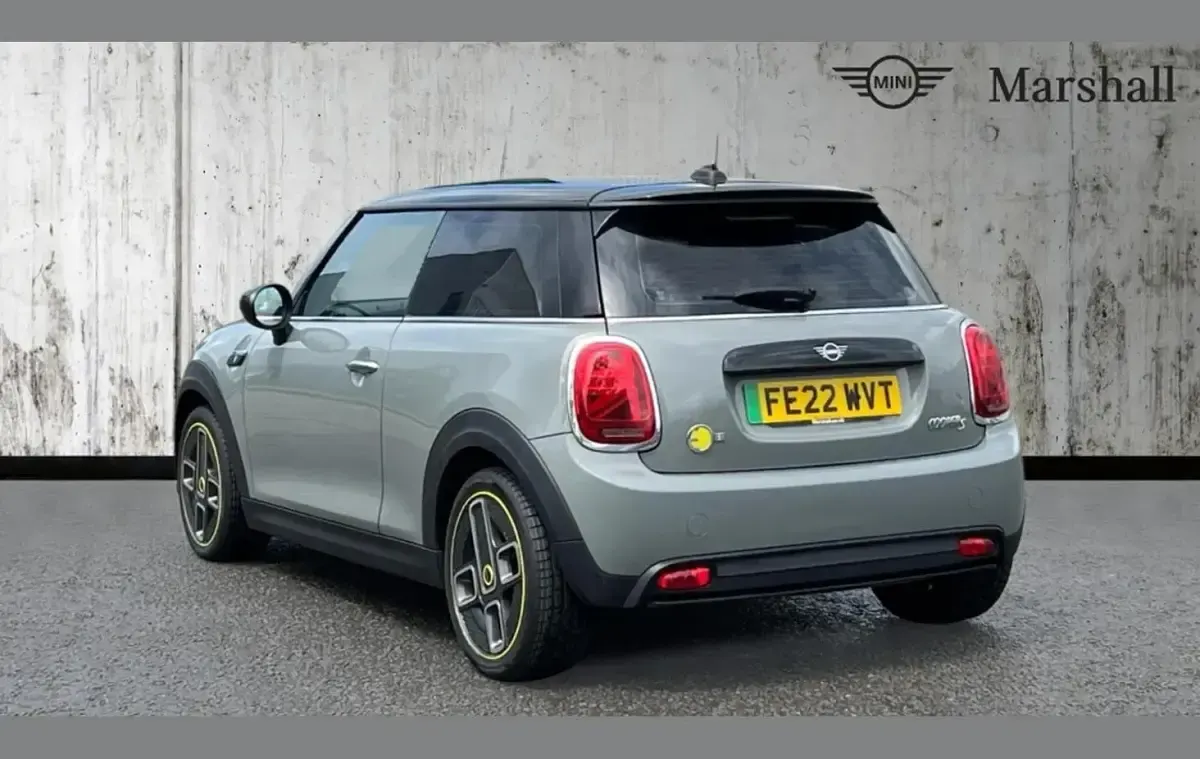 Used Mini Cooper S Level 1 135 kW (184 HP) 2022 Moonwalk grey Hatchback
