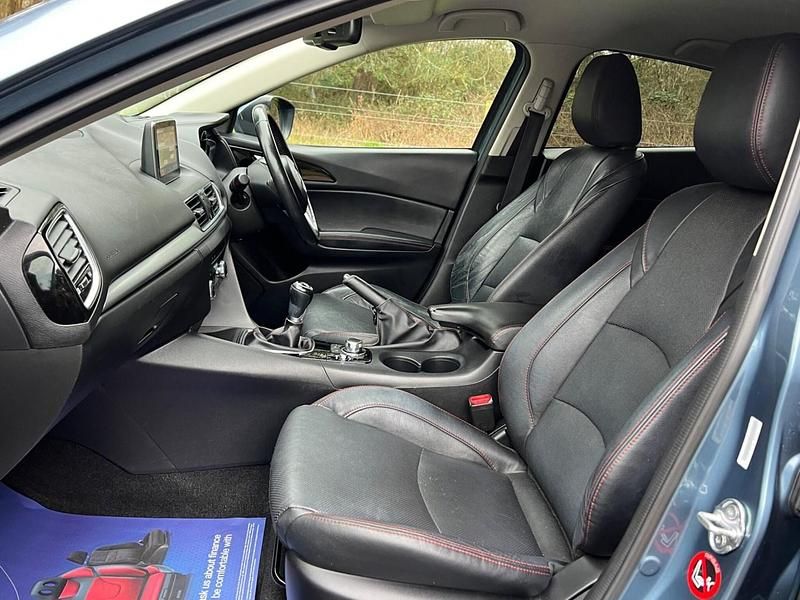 Used Mazda 3 Inclusive 165 HP (121 kW) 2014 Blue Hatchback