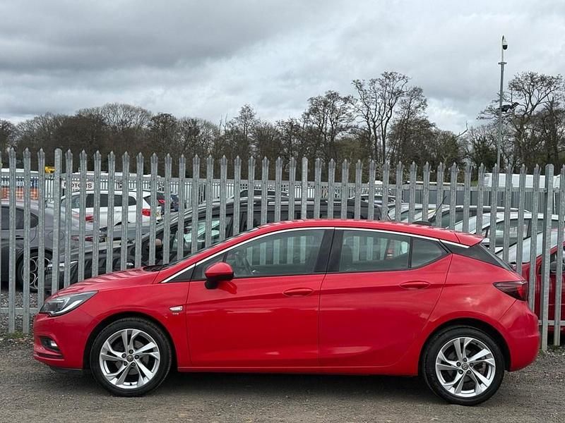 Used Vauxhall Astra SRi 2016 Red Hatchback