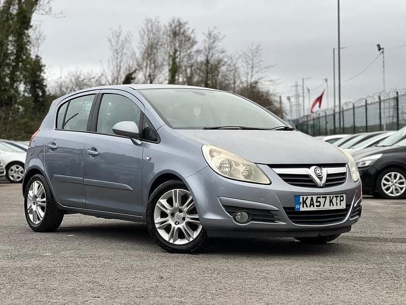 Used Vauxhall Corsa Design Edition 2007 Silver Hatchback