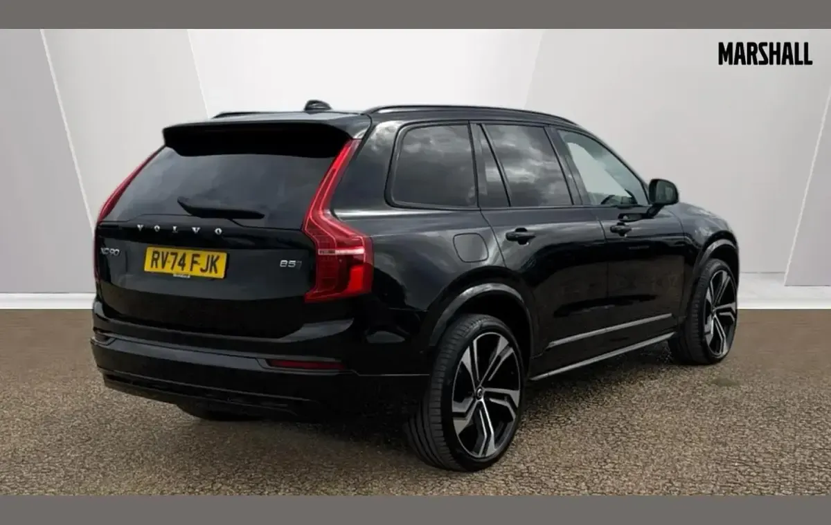 Usado Volvo XC90 Ultra 455 HP (334 kW) 2025 Preto SUV