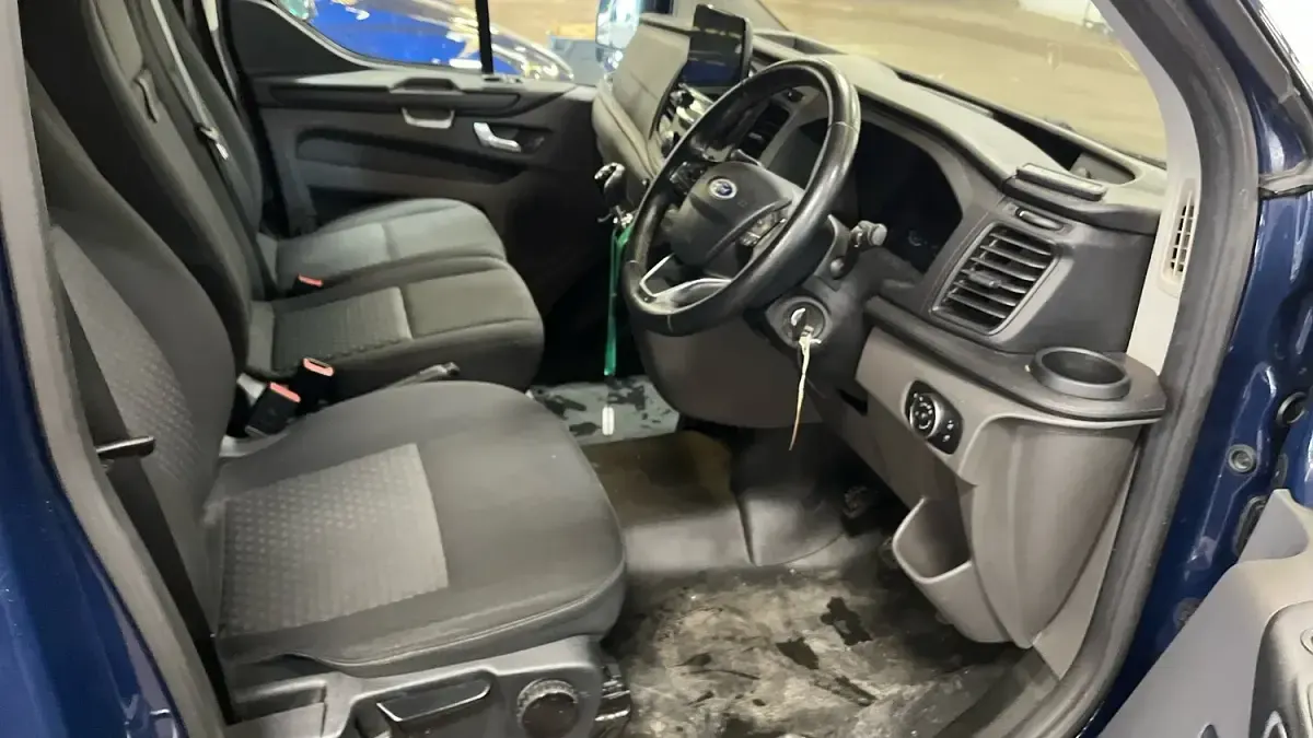 Used Ford Transit Custom Trend 130 HP (95 kW) 2021 Blue Van