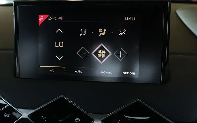 Used DS Automobiles DS3 Crossback Bastille 131 HP (96 kW) 2022 Blue SUV