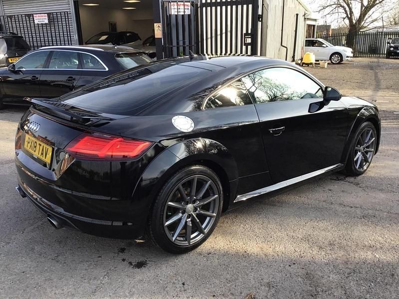 Used Audi TT Sport 180 HP (132 kW) 2018 Black Coupe