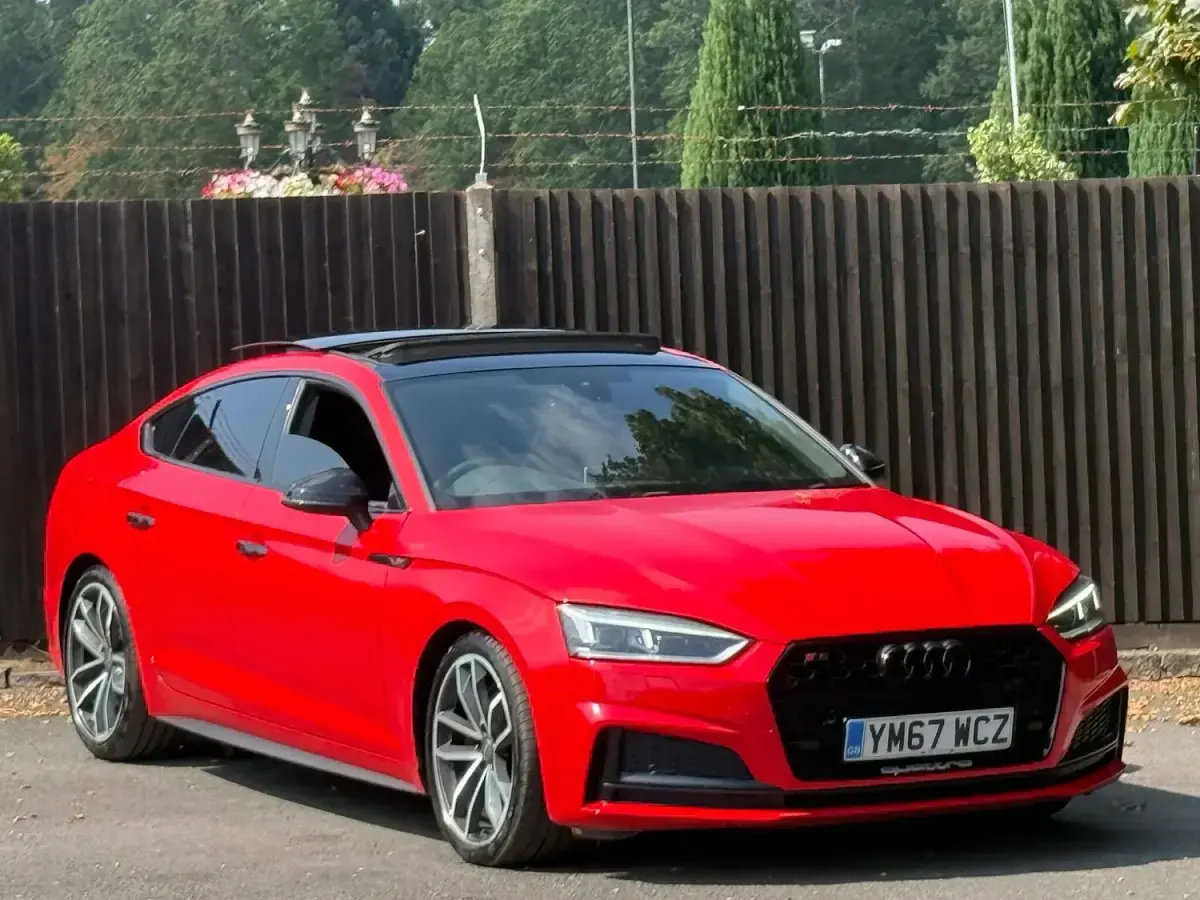 Used Audi S5 Sportback Comfort 354 HP (260 kW) 2018 Red Hatchback
