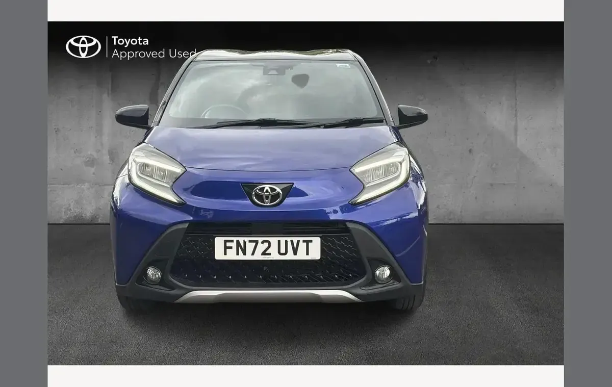 Used Toyota Aygo X 72 HP (52 kW) 2022 Blue SUV