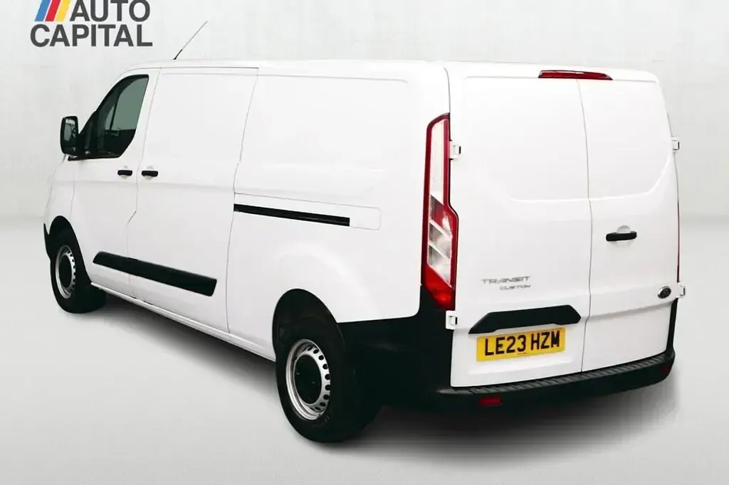 Used Ford Transit Custom 130 HP (95 kW) 2023 White Van