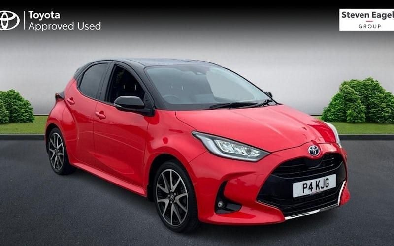 Second-hand Toyota Yaris Hybrid Edition 116 CP (85 kW) 2022 Hatchback