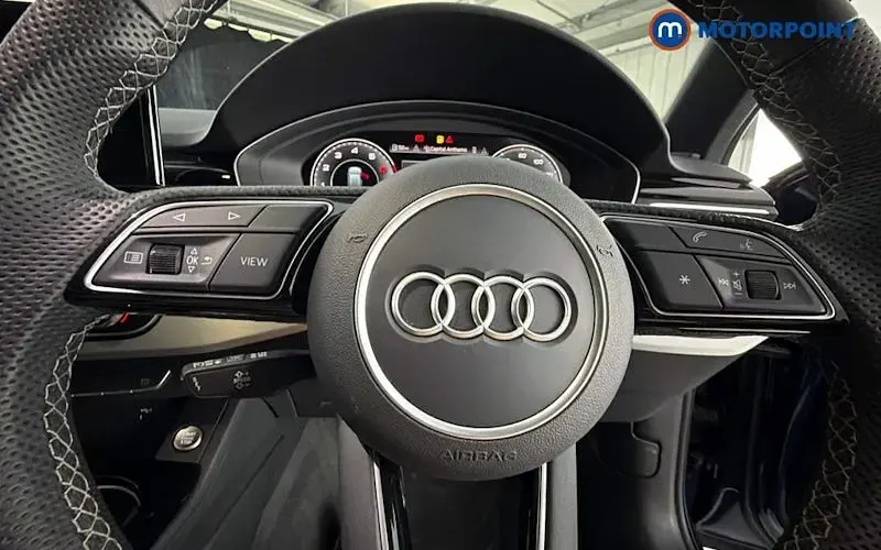 Used Audi A4 S-Line 150 HP (110 kW) 2023 Blue Estate