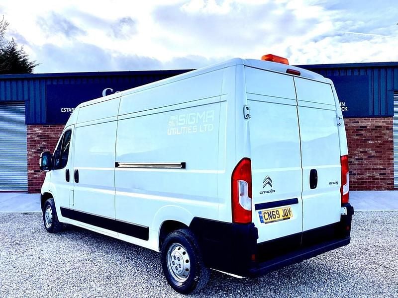 Used Citroën Relay 140 HP (102 kW) 2019 White Van